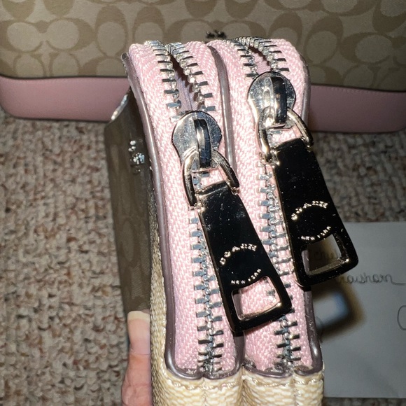 Gorgeous authentic coach set! - Picture 14 of 14